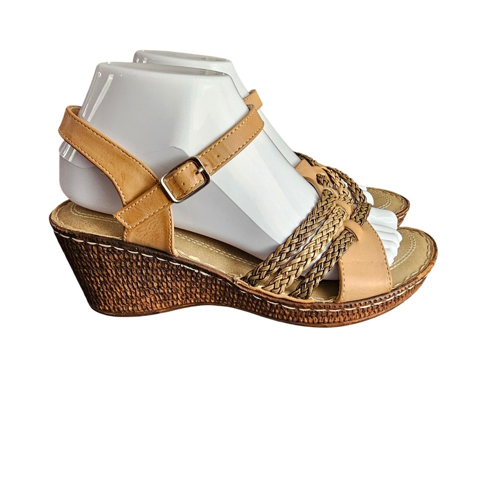 Patrizia By Spring Step Wedge Sandals Women's Size 7 EU 38
Beige Brown